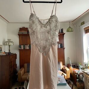 New with Tags Flora Nikrooz Showstopper Chemise / Slip Dress in Champagne
